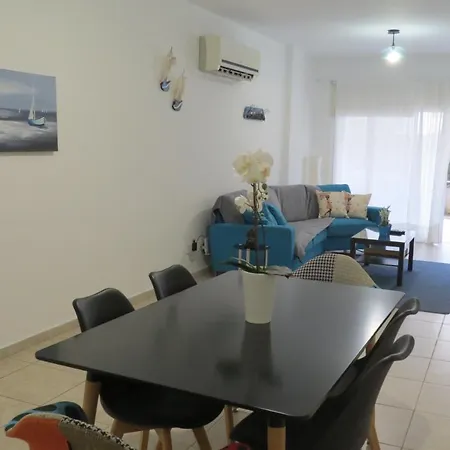 Melania Gardens Apartament *