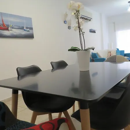 Melania Gardens Apartament *