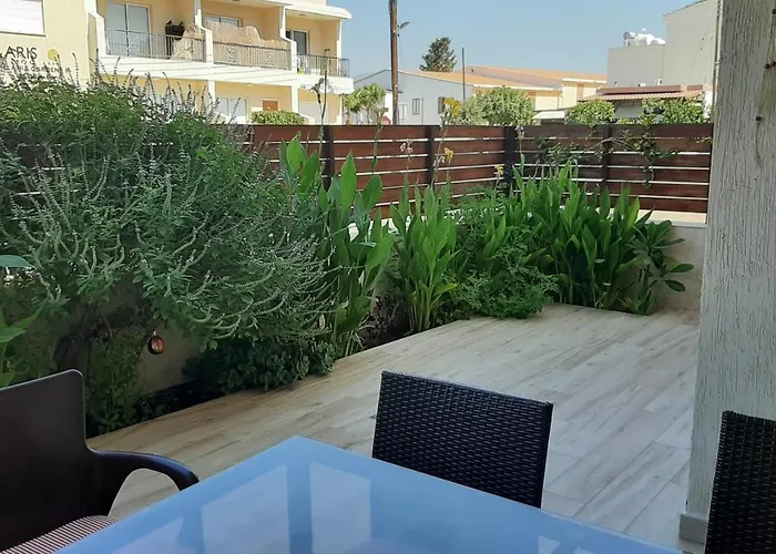 דירה Melania Gardens